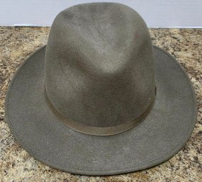Size Small 100 Percent Wool Hat