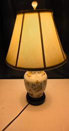 Appears To Be A Vintage Chinoiserie Porcelain Table Lamp