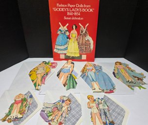 Collection Of Vintage Paper Doll Clothing And Collection Of Vintage Paper Dolls