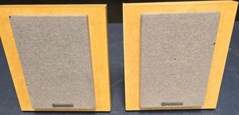 Pair Of Pioneer S-L7-LR Bookshelf Speakers - Untested