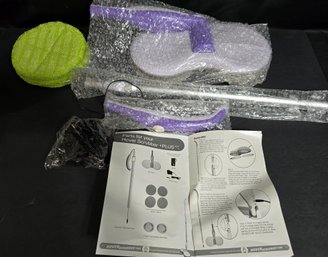 Hoover Cordless Rechargeable Scrubber Unused. Missing One Green Pad - Untested