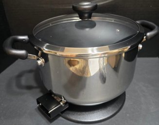 Cooks Essential Stainless Steel Non Stick 6 Qt Electric Stockpot, Unused - Untested