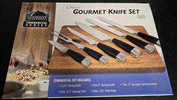 6 Piece Gourmet Traditions  Gourmet Knife Set In Wooden Case - Unopened