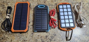 Solar Power Banks And More With Charging Cords