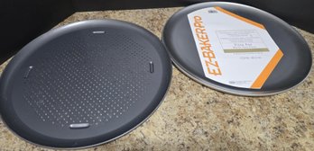Pair Of Lightweight Steel Pizza Pans