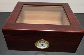 Glass-top Wooden Cigar Humidor By Montello Cigars