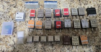 Collection Of Vintage FT-243 And CR-6/U Quartz Radio Crystals