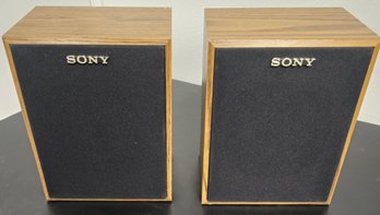 Pair Of Sony SS-U11 Bookshelf Speakers - Untested