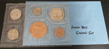 Appears To Be 1974 D Denver Mint Souvenir Set In Brilliant Uncirculated Condition