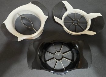 Apple And Fruit Wedgers & Dividers