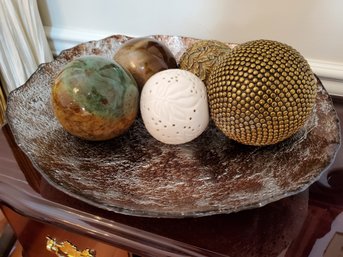 Decorative Glass Bowl And Balls