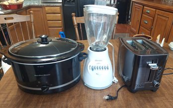 Hamilton Beach Crock Pot Osterizer Blender Cooks Signature 2 Slice Toaster