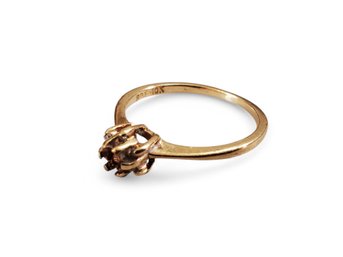 10k Gold Ring No Stone 1.45g