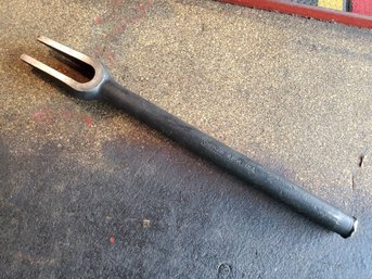 Snap-On Ball Joint Tie Rod Separator Tool A204