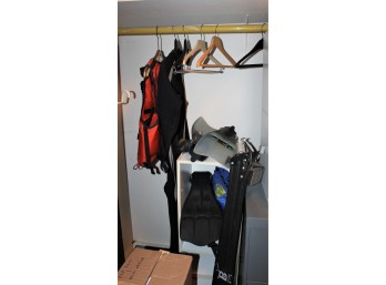 Henderson Dive Wear Wet Suit, Scuba Pro Tank Vest, Flippers, Diving Weights & MORE!! BSMT Item #158