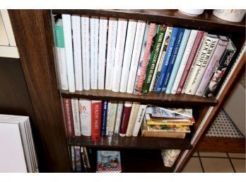 Vintage To New Cookbooks - MIXED LOT!! Item#132 KIT