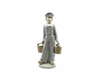 LLADRO No. 4811 'Dutch Boy Holding Water Buckets Or Milk Pails' - NO CRACKS - RETIRED!! Item #305 LR