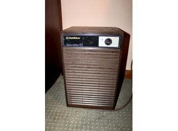 GOLD STAR Dehumidifier 40 Heavy & Pollenex Ultrasonic Humidifier W/ Cool Mist - Lot Of 2!! Item #171 BSMT