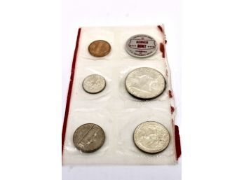 DENVER Mint - Silver Uncirculated Coins - MIXED YEARS GOOD Condition!! Item #340 BOX