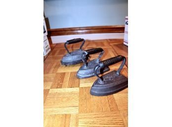 Antique Irons Set Of Three!! Item #195 BSMT