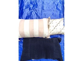 Mixed Lot Of Accent Pillows - Lot Of 3!! Item#158 GAR