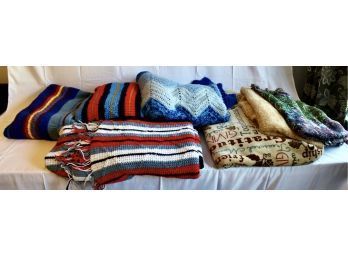 VINTAGE & NEW MIXED LOT - Hand Sewn Throw Blankets & Blankets! Item#45 RM2