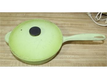 VINTAGE LE'CREUSET GREEN SAUCE PAN POT WITH LID - #21 - MADE IN FRANCE - RETRO COLOR! Item#144 KITC