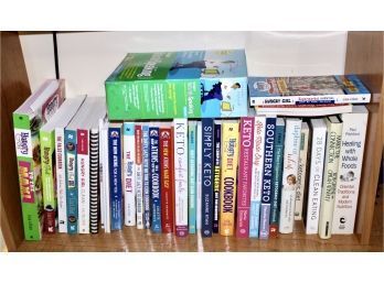 MIXED LOT OF BOOKS - Diet, Cookbooks, Dragon Speaking Software & MORE!! Item#73 LV