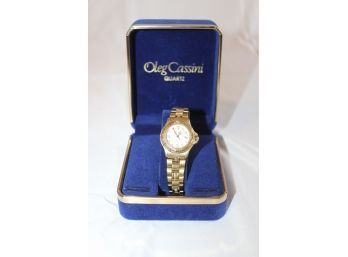 VINTAGE OLEG CASSINI MOTHER OF PEARL LADIES DIAL WATCH - ORIGINAL BOX INCLUDED!! Item#118 LVCL