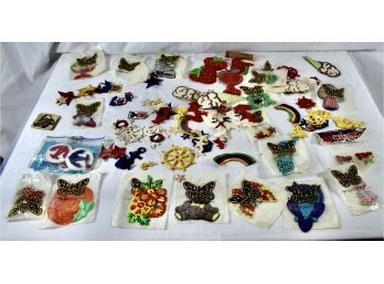 VINTAGE APPLIQUES - PATCHES - SUPER APPLIQUE - COPYRIGHT - SAVILE STUD CO - AMAZING COLLECTION!! Item#116 BOX