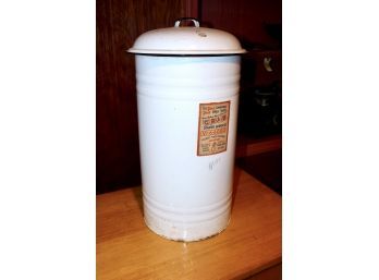 VINTAGE DIAPER PALE - CRIB DIAPER SERVICE PALE- 1940s - WHITE!! Item#56 BSMT