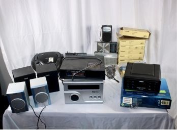 MIXED LOT OF ELECTRONICS - ROCTEC - MEMOREX - PANASONIC AND MORE!! Item#17 LVRM