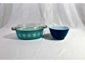 PYREX CASSEROLE/BAKING DISHES - BLUES - LOT OF 2 - GREAT LOT!! Item#09 LVRM