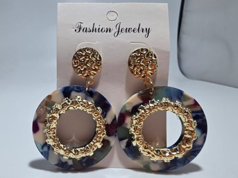 Multi-colored Marbled Circular Earrings