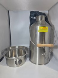 A Kelly Kettle Base Camp