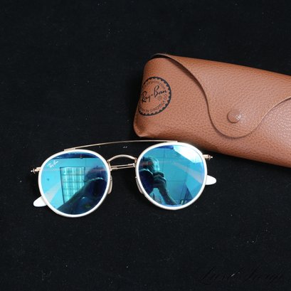 FANTASTIC CONDITION AND MODERN RAY BAN WHITE TRIMMED GOLD METAL BLUE MIRROR LENS SUNGLASSES