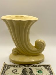 USA Pottery Pale Yellow Art Deco Vase- Great Shape
