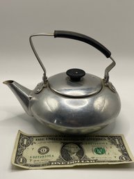 Cute Little Aluminum Teapot With Strainer