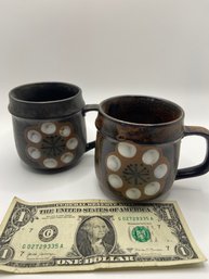 Set Of Two Mugs - 70s Vibe Pottery