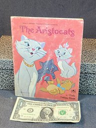 1970 Walt Disney 'The Aristocrats' Paper Back