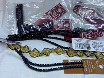 Bead Lot:  Blacks And Neutral Glass Leaves