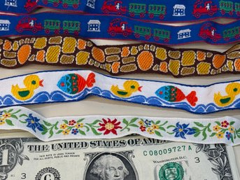 5 Pieces Of Vintage Trim - Good Shape - Measurements In Pic