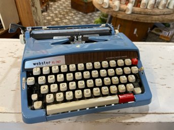 1971 Webster XL-747 Typewriter - Great Shape