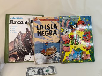 Set Of 3 Children's Books In Spanish -1970s