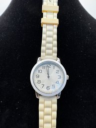 Cream Watch With Cream Silicone Band