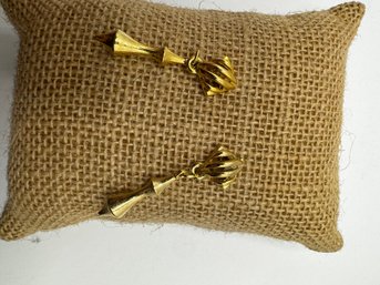 Vintage Gold Tone 'lamp Post' Stud Earrings