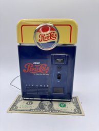 Vintage Pepsi Cola Machine AM/FM Radio - Battery Powered