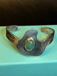 Vintage Sterling And Green Agate? Stone Bracelet