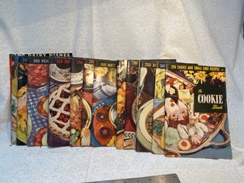 16 Cookbooks From 1950 - Great Illustrations And Some Good Recipes