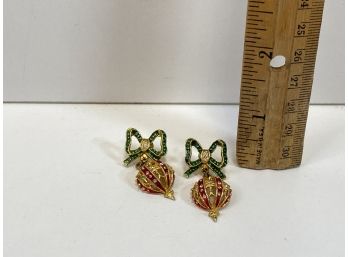 Vintage Christmas Earrings/pins